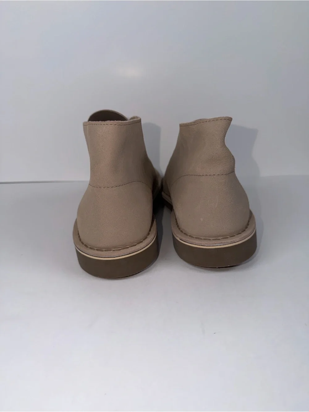 Clarks Mens Shepton -Taupe Distressed- Leather Chukka Boots Shoes 9M
